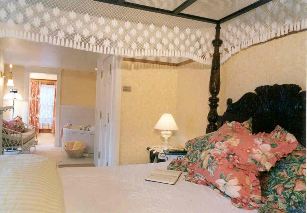 White Lace Inn สเตอร์เจียนเบย์ ภายนอก รูปภาพ